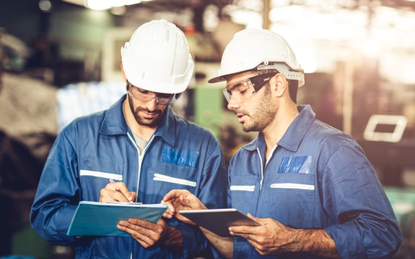 afety consultants conducting HAZID review and preparing report in Qatar